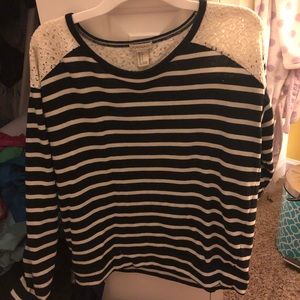 Striped sweater with lace